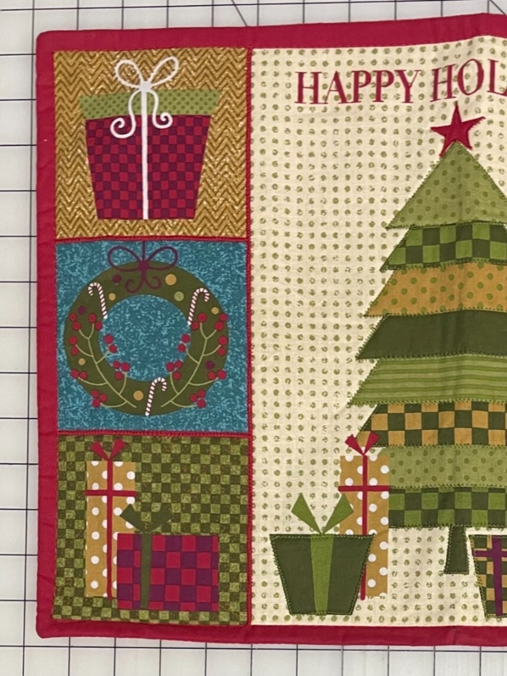Christmas Placemat Oblong Cotton Patchwork Holiday Winter Tree Patchwork NEW